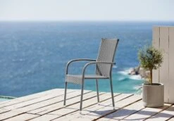 Stapelstol GUDHJEM Grå -UteLuxe Butik 179003