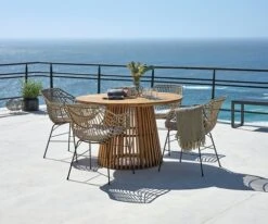 HOLTE Ø120 Bord Hårdträ + 4 ILDERHUSE Stol Natur -UteLuxe Butik 201804