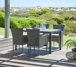 PINDSTRUP L150 Bord Grå + 4 AIDT Stapelstol Grå -UteLuxe Butik 201824 1