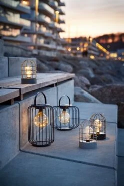 Solcellslampa RUGDE Ø18xH35 Svart -UteLuxe Butik 202081 1